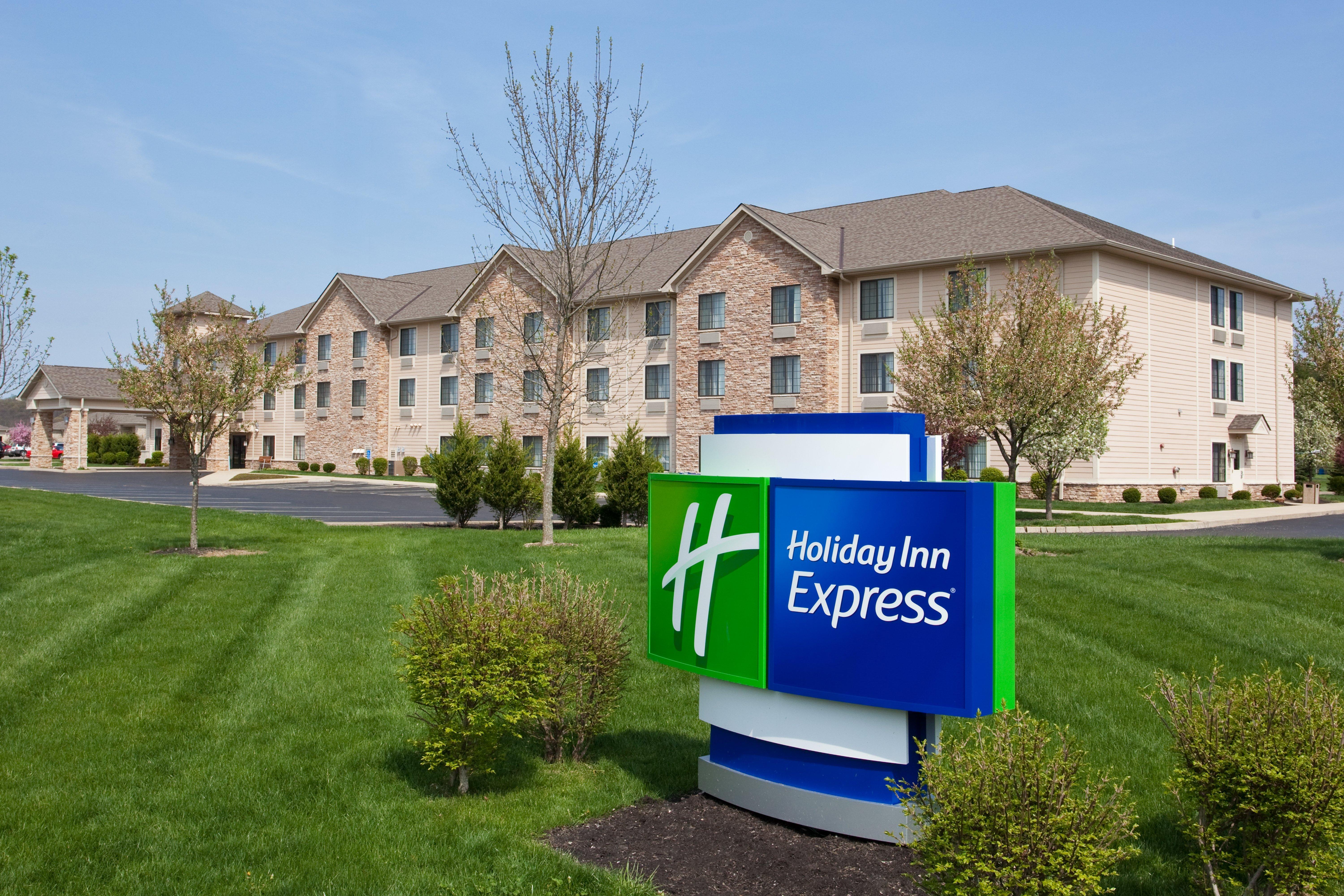 Holiday Inn Express Hocking Hills-Logan By Ihg Exterior photo